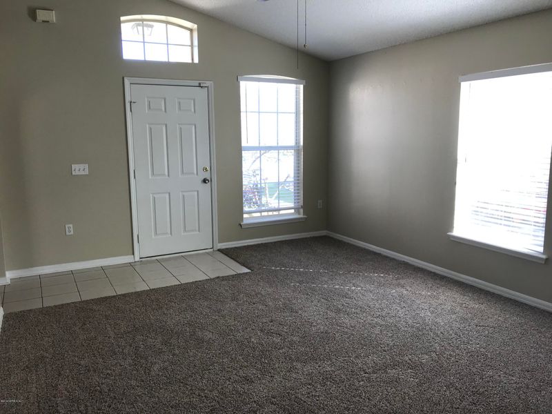 1554 Slash Pine Ct, Orange Park, FL 32073