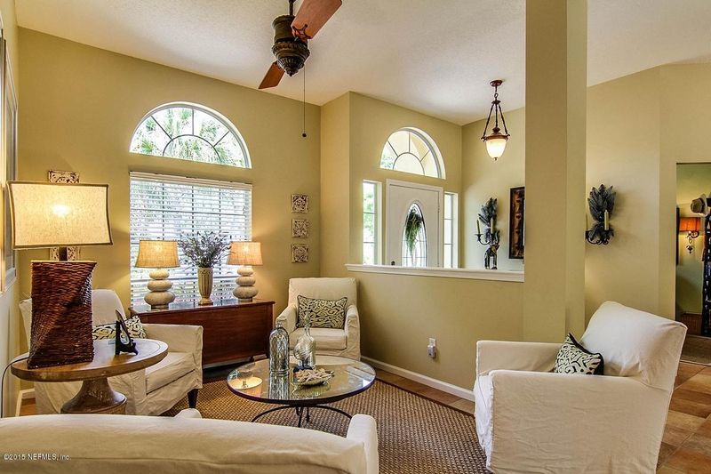 1555 Canopy Dr, Fernandina Beach, FL 32034
