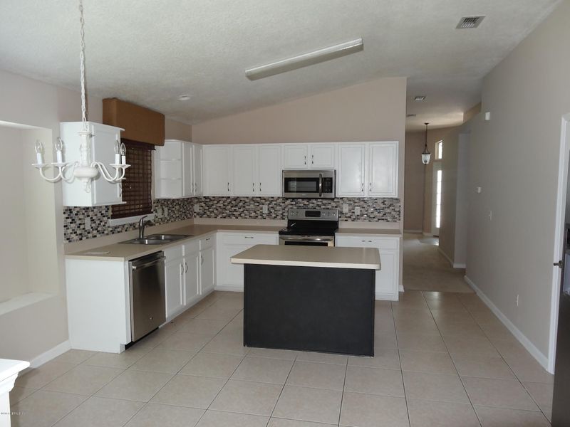 1555 Greenway Pl, Fleming Island, FL 32003