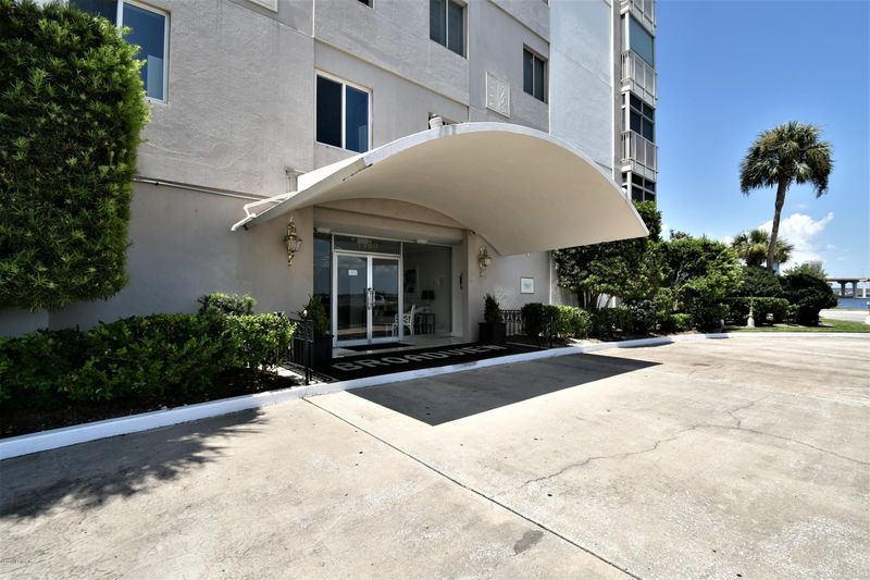 1560 Lancaster Ter #806, Jacksonville, FL 32204