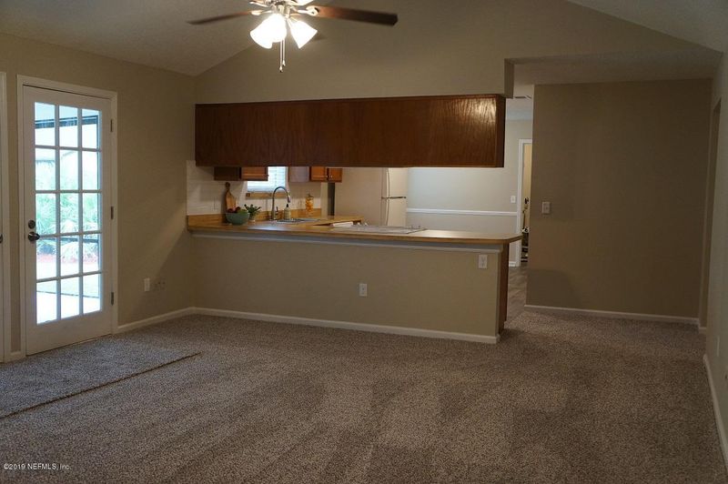 1560 Mandarin Point Ln, Jacksonville, FL 32223