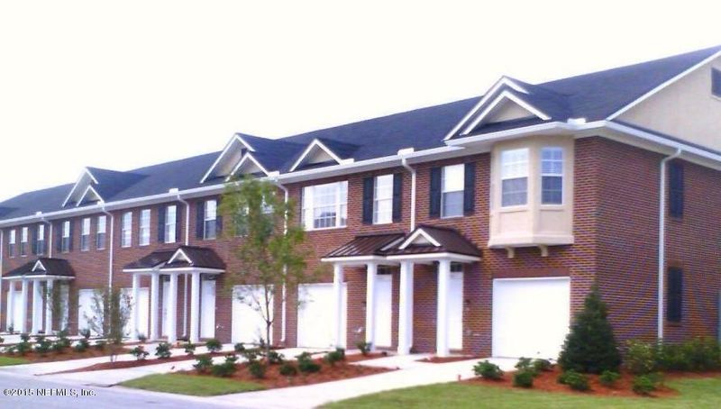 1561 Acken Dr, Jacksonville, FL 32225