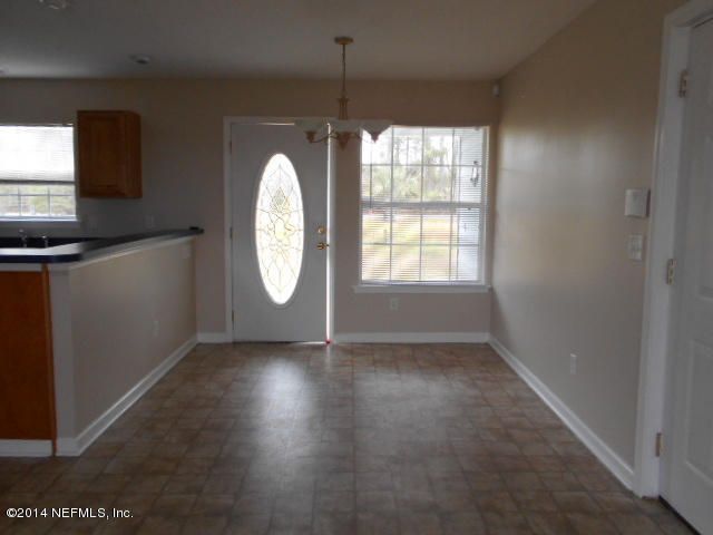 15612 Shark Rd W, Jacksonville, FL 32226