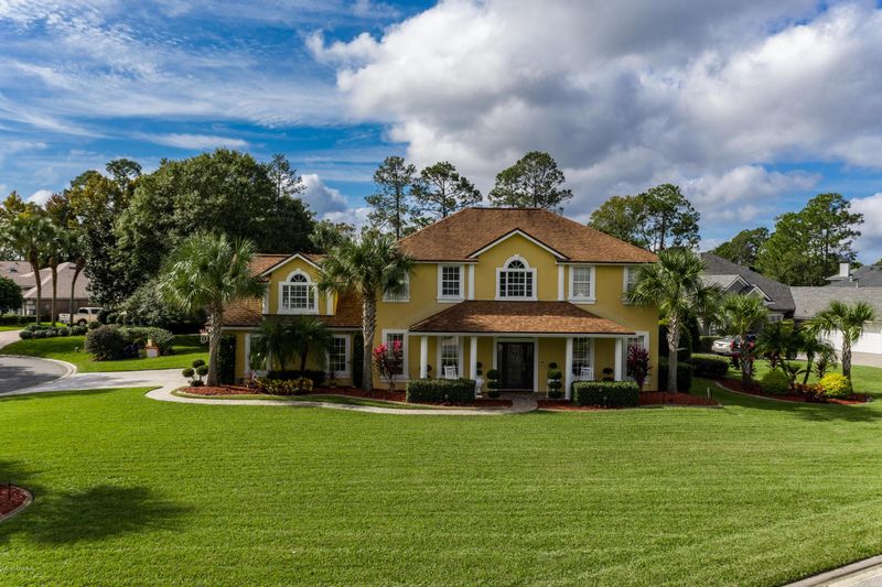 1565 Misty Lake Dr, Fleming Island, FL 32003