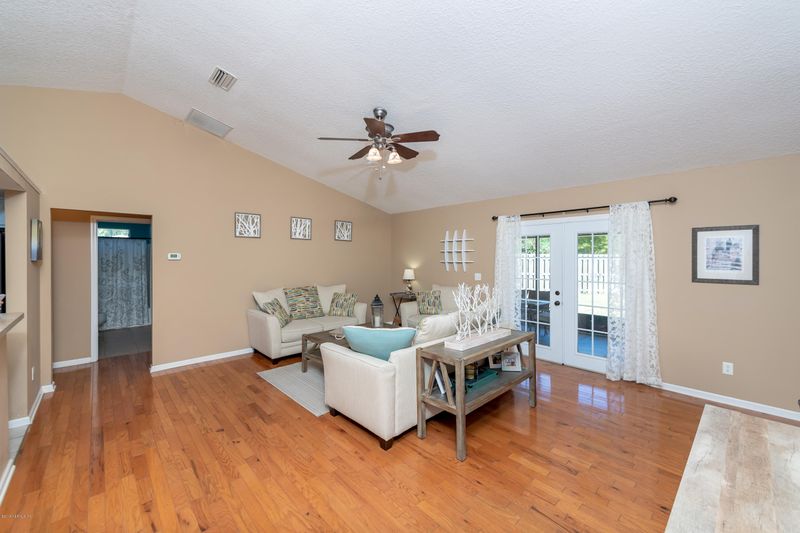1565 Timber Trace Dr, St Augustine, FL 32092