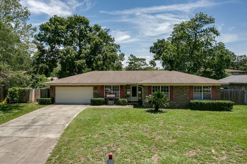 157 Vanderford Rd W, Orange Park, FL 32073