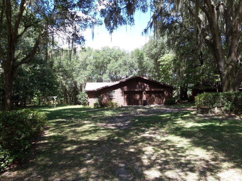 157 Wall Lake, Melrose, FL 32666