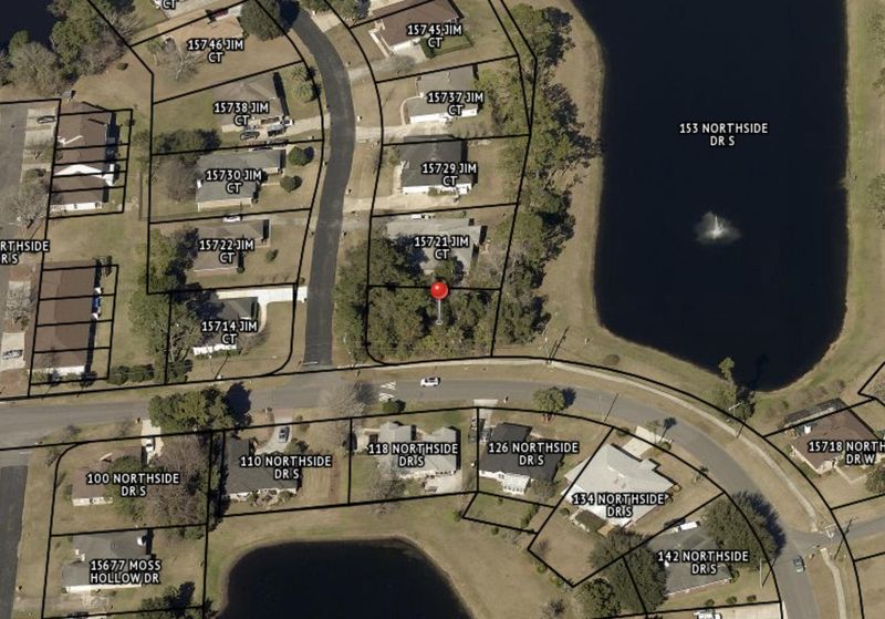 15713 Northside Dr S, Jacksonville, FL 32218