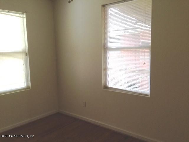 1573 11th St W, Jacksonville, FL 32209