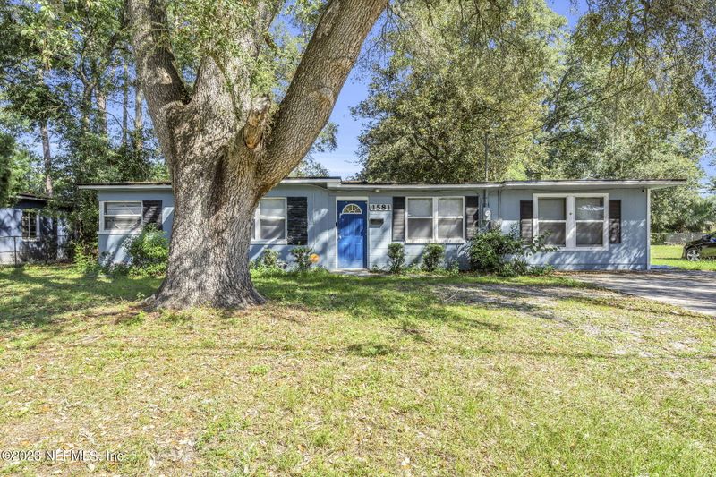1581 Chatham Rd, Jacksonville, FL 32208
