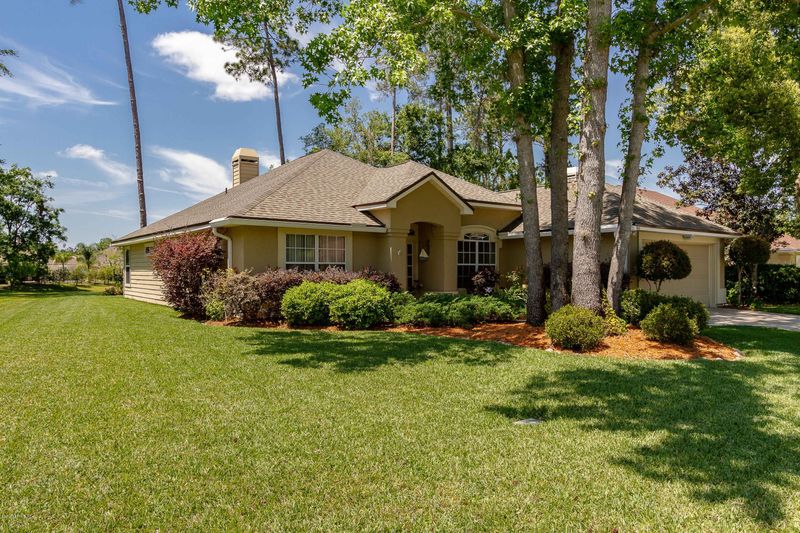1584 Lakeway Dr, Fleming Island, FL 32003