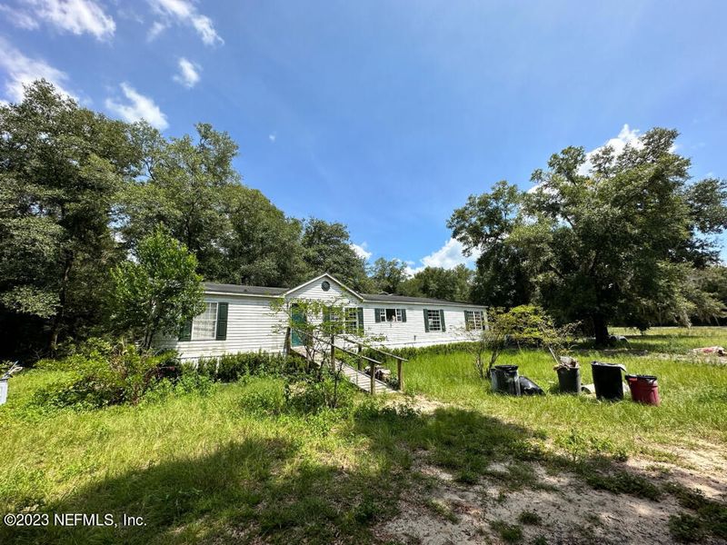 1586 State Road 100, Melrose, FL 32666