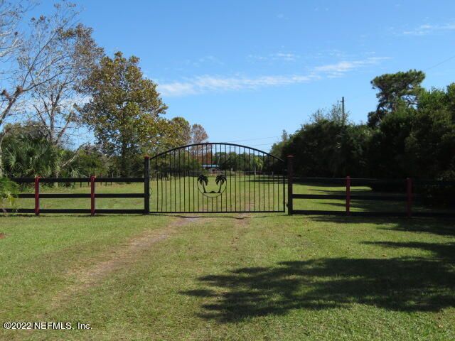 15861 Sawpit Rd, Jacksonville, FL 32226