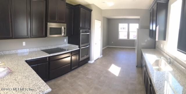 15881 Hutton Ln, Jacksonville, FL 32218