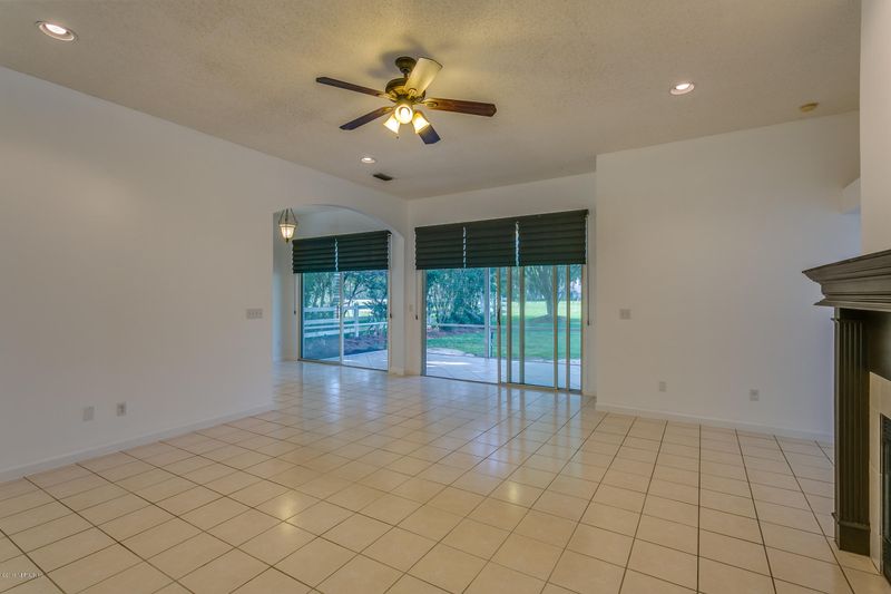 1593 Stonebriar Rd, Green Cove Springs, FL 32043