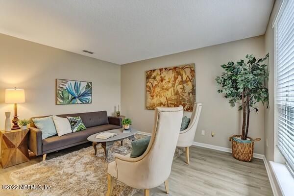 1595 Canopy Oaks Dr, Orange Park, FL 32065