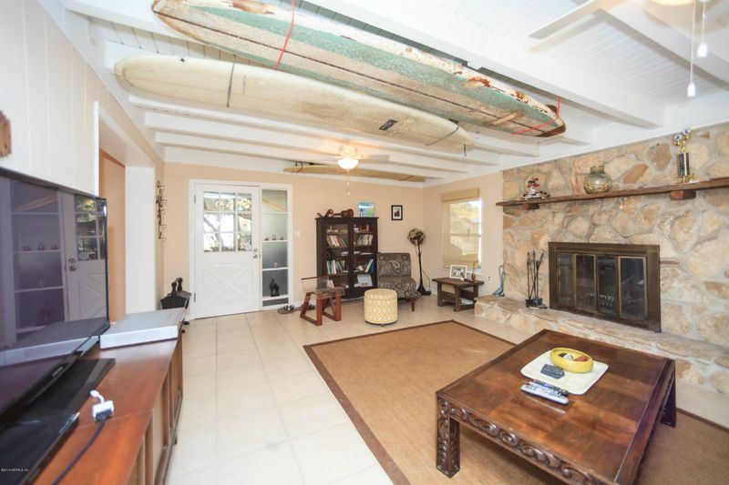 16 Barcelona Ave, St Augustine, FL 32080