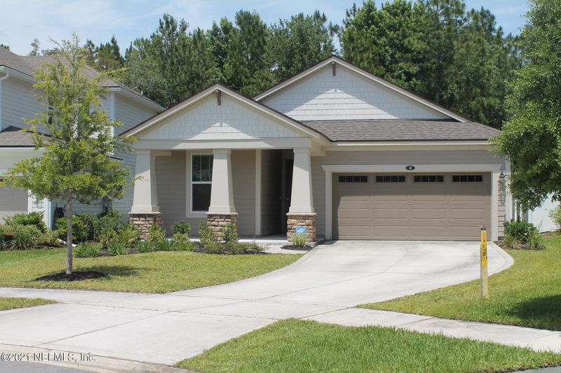 16 Calumet Dr, St Johns, FL 32259