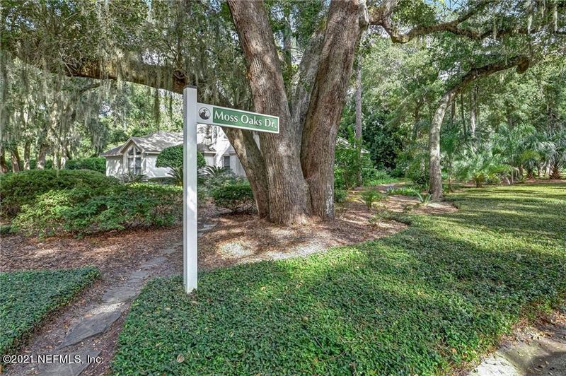 16 Moss Oaks Dr, Fernandina Beach, FL 32034