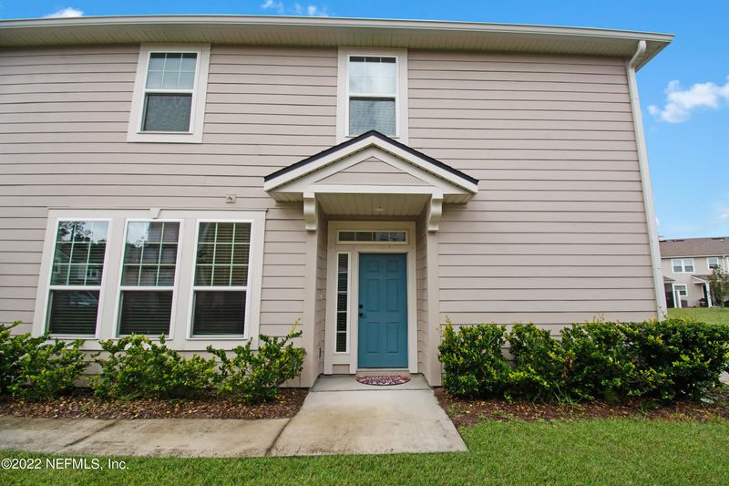 160 Richmond Dr, St Johns, FL 32259