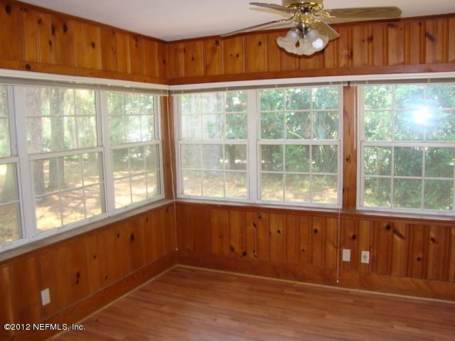 1600 Penman Rd, Neptune Beach, FL 32266