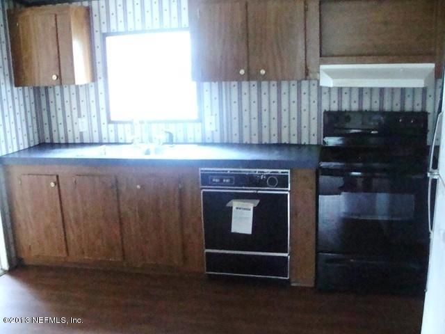 16005 Yogi Bear Ln, Jacksonville, FL 32226