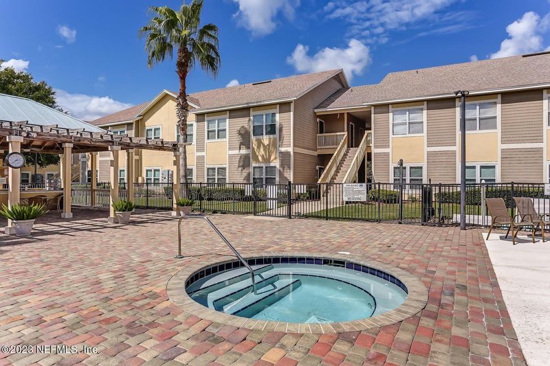 1601 Nectarine St #H6, Fernandina Beach, FL 32034