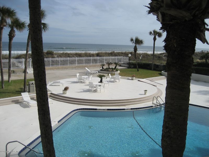 1601 S Ocean Dr #107, Jacksonville Beach, FL 32250