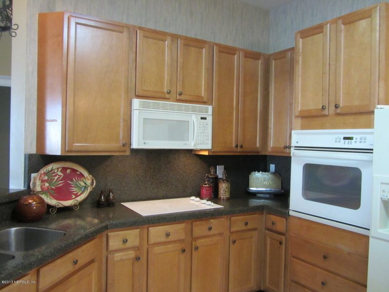 1601 Waters Edge Dr, Fleming Island, FL 32003