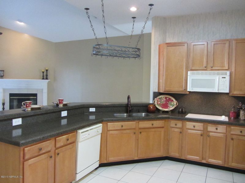 1601 Waters Edge Dr, Fleming Island, FL 32003