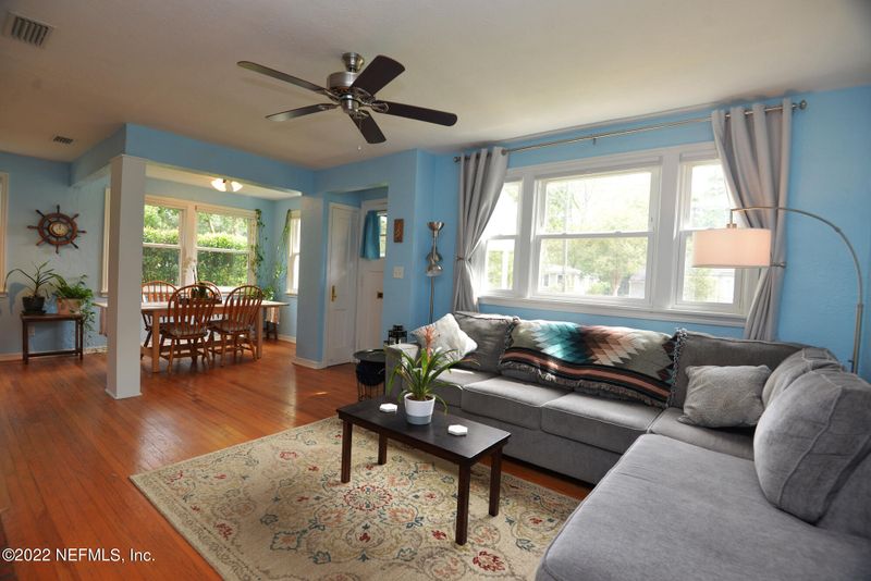 1604 Charon Rd, Jacksonville, FL 32205