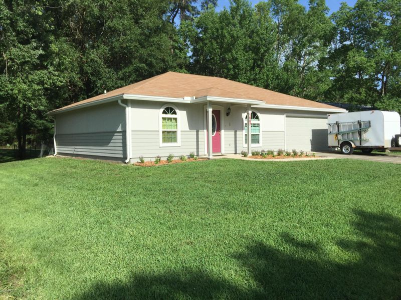 1607 Twin Oak Dr E, Middleburg, FL 32068