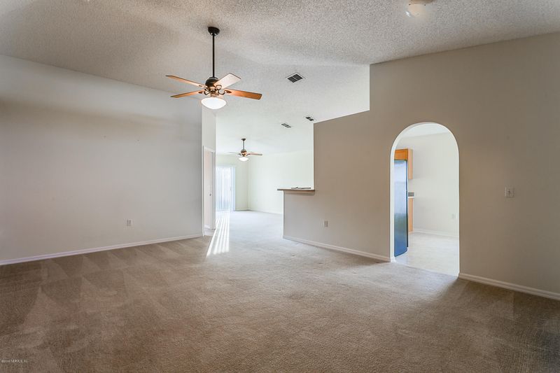 1608 Dartmouth Dr, Middleburg, FL 32068