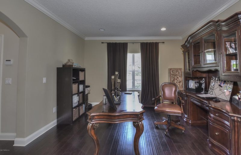 1609 Fenton Ave, St Johns, FL 32259