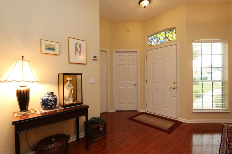 1611 Rustling Dr, Fleming Island, FL 32003