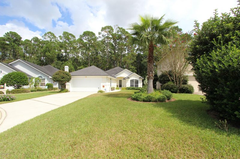1611 Rustling Dr, Fleming Island, FL 32003