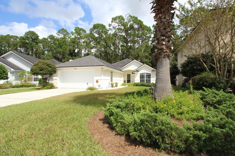 1611 Rustling Dr, Fleming Island, FL 32003