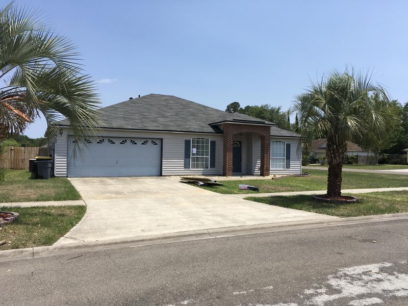 1617 Marble Lake Dr, Jacksonville, FL 32221