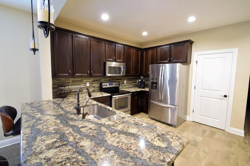 162 Riverwalk Blvd, St Johns, FL 32259