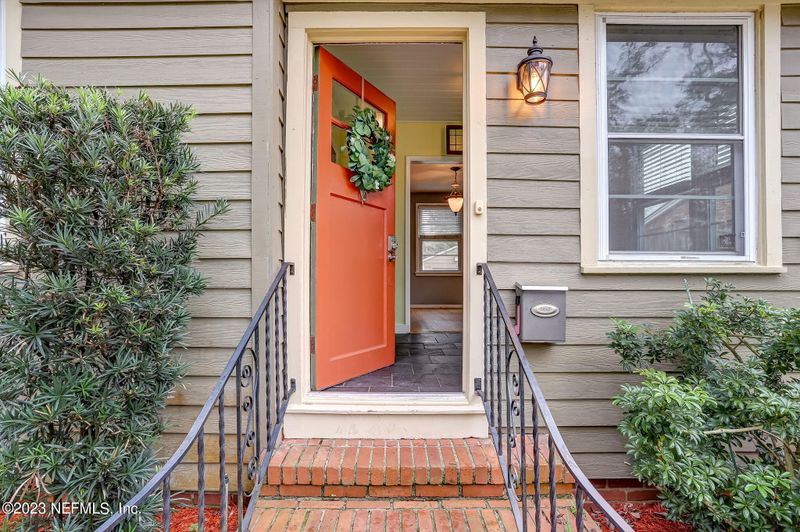 1620 Charon Rd, Jacksonville, FL 32205
