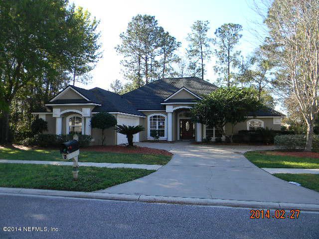 1623 Misty Lake Dr, Orange Park, FL 32003
