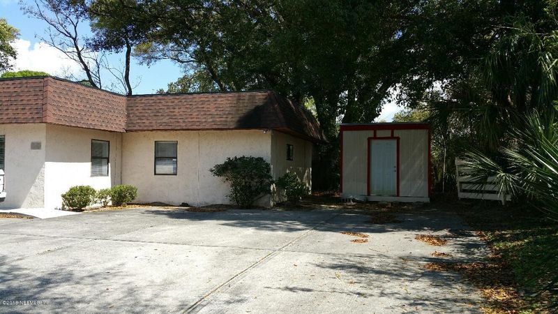 1627 Rogero Rd, Jacksonville, FL 32211