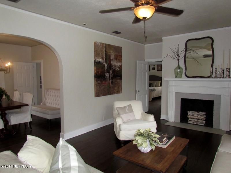 1630 River Oaks Rd, Jacksonville, FL 32207