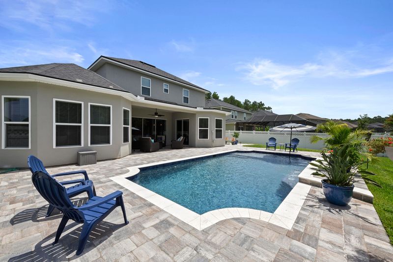 1633 Fenton Ave, St Johns, FL 32259