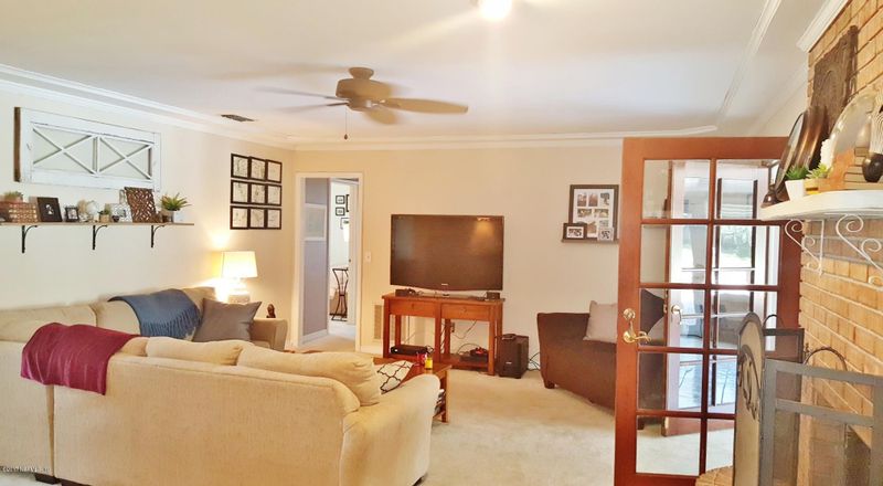 1634 Sheffield Pl, Orange Park, FL 32073