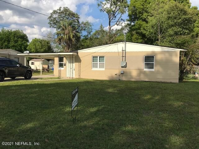 1637 King Arthur Rd, Jacksonville, FL 32211