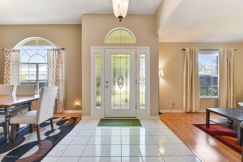1638 Blue Ridge Dr, Jacksonville, FL 32246