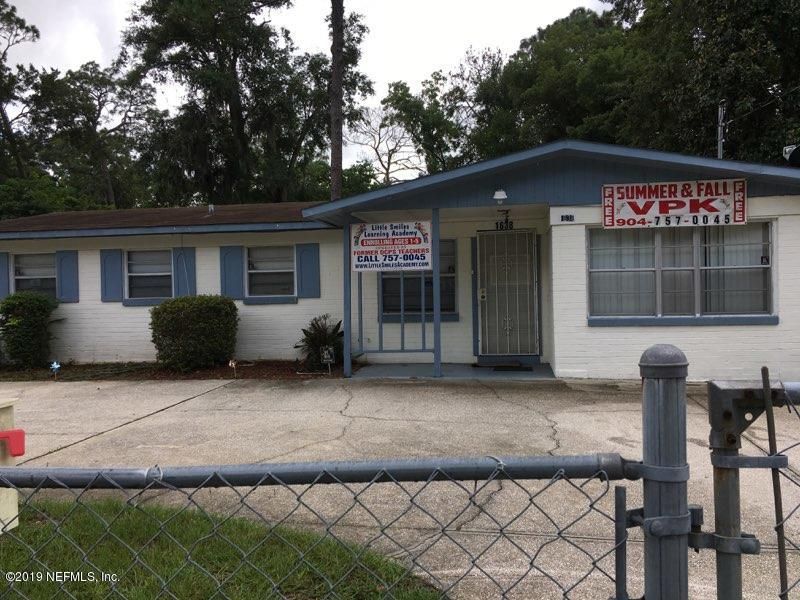 1638 Leonid Rd, Jacksonville, FL 32218
