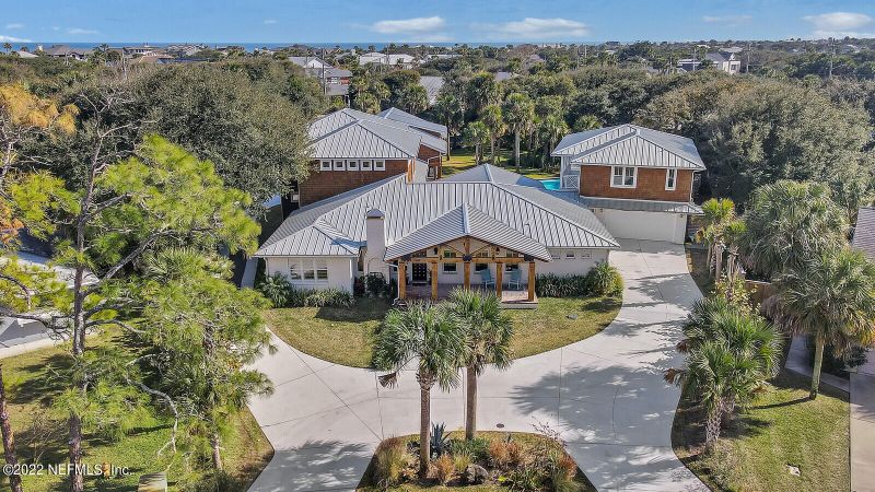 1639 Sea Oats Dr, Atlantic Beach, FL 32233