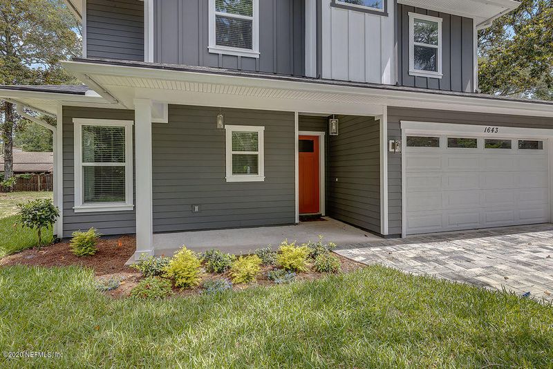 1643 5th Ave N, Jacksonville Beach, FL 32250